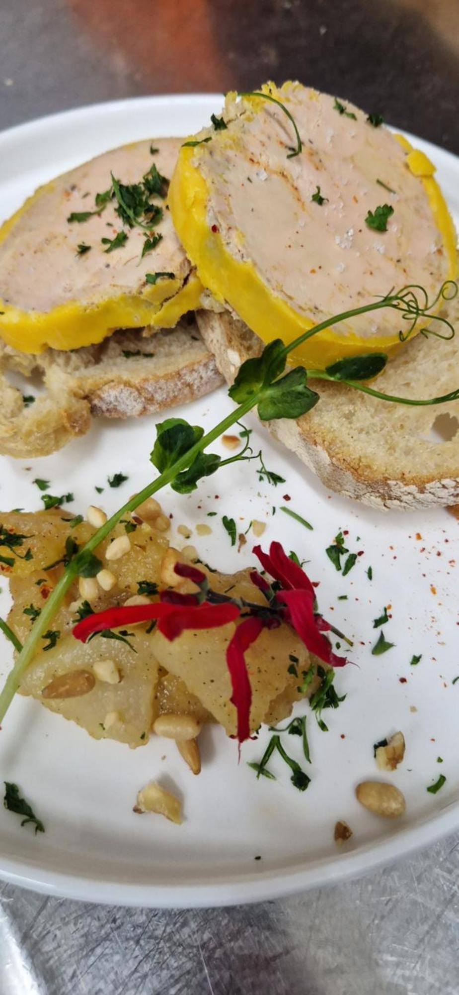 Chateau D'Arance Hotel Restaurant Espace Bien-Etre Cette-Eygun Екстериор снимка