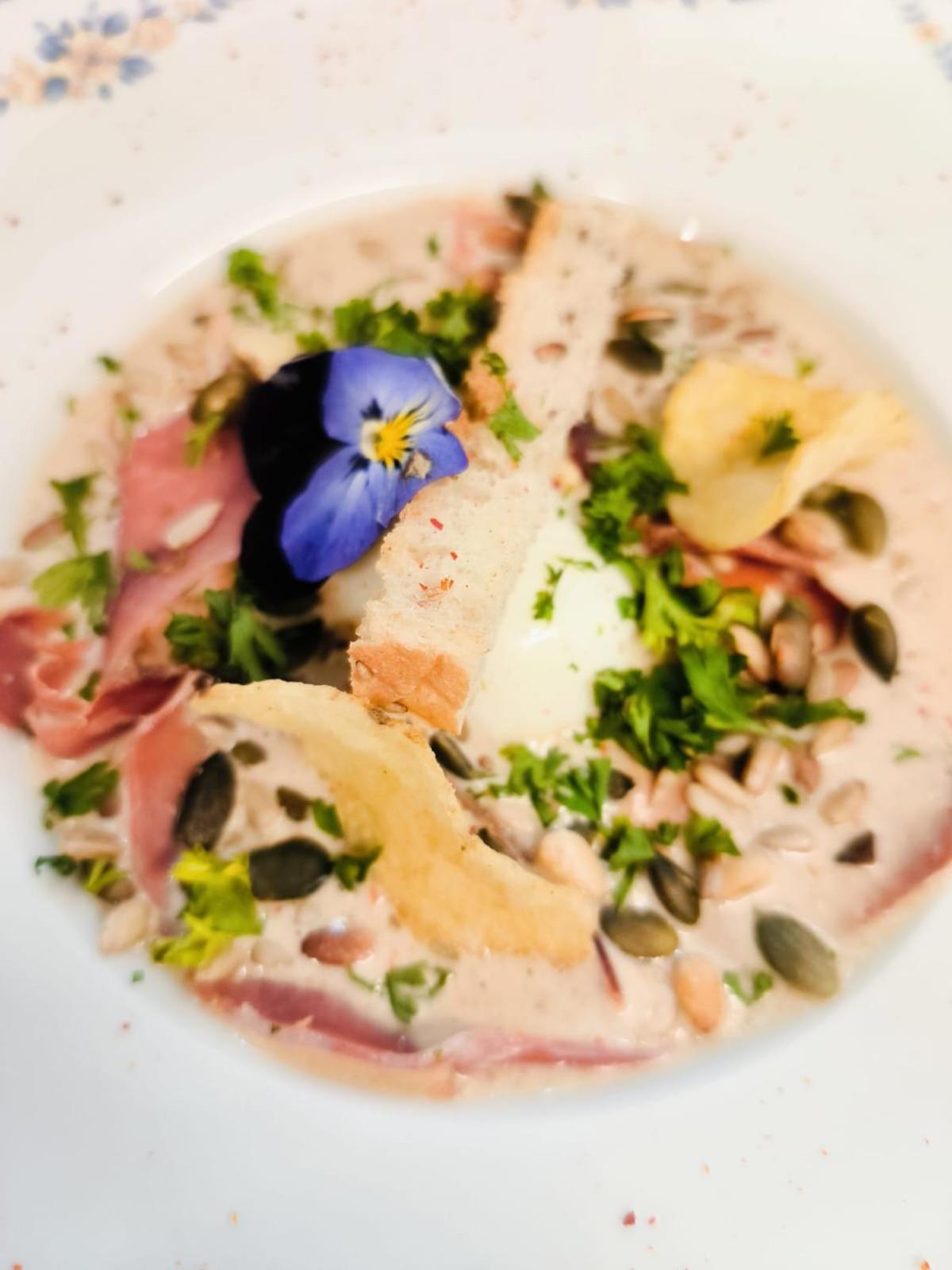 Chateau D'Arance Hotel Restaurant Espace Bien-Etre Cette-Eygun Екстериор снимка