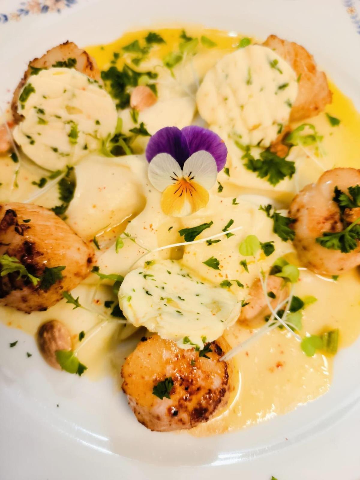 Chateau D'Arance Hotel Restaurant Espace Bien-Etre Cette-Eygun Екстериор снимка